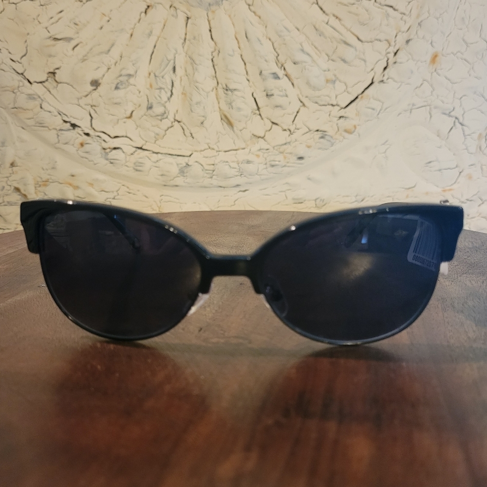 Tiffany & Company Polorized Sunglasses TF4080 Cat Eye heart locket MA #481 - Picture 15 of 15